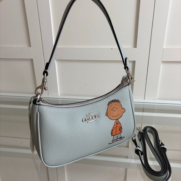 NWT Coach X Peanuts Teri Shoulder Bag With Franklin CBJ80 Authentic Light Blue - Picture 1 of 9